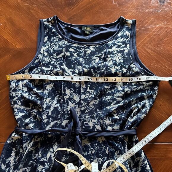 ILE Size 12 Navy & Beige Print Stretch Knit Dress with Tie Belt NWT Sleeveless - Picture 9 of 10